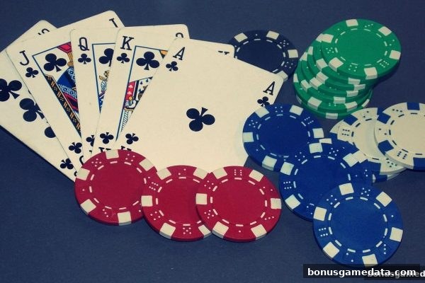 彩金游戏棋牌策略全解：麻将与推牌九的牌型选择及支付融合